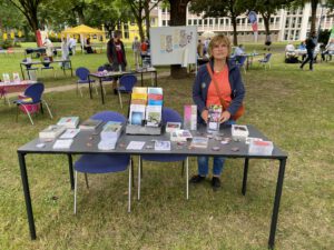 Büchertisch der GZL